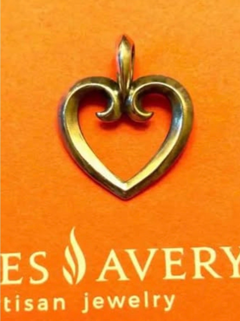 New James Avery Retired Open Heart Pendant